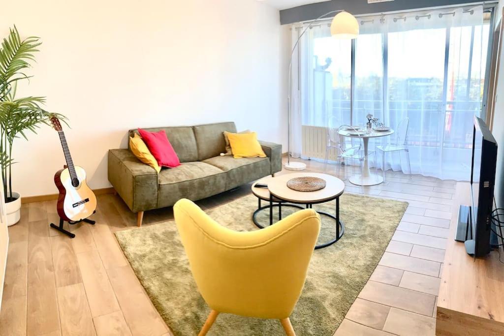 Lumineux Et Cosy, Avec Parking, 2 Mn Gare, 2Mn Muse, 5Mn Centre Apartment Metz Exterior photo